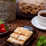 Kue-Kering-Cheese_button-halal-terbuat-dari-Keju-Parmesan-Import-Halal